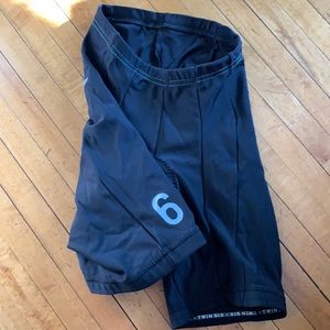 Twin Six Women’s Bike Shorts - Medium